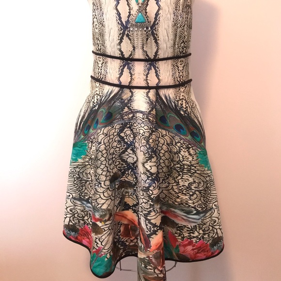 🌿Mackenzie Mode birds and feathers dress🌿 - Picture 3 of 5